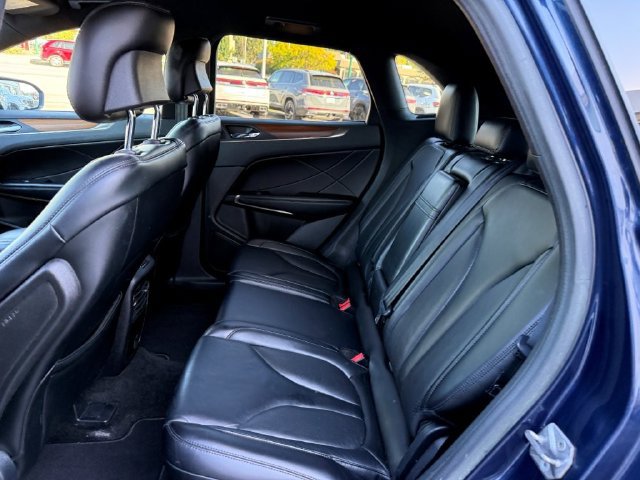 Used 2017 Lincoln MKC Select w/ Select Plus Package AWD/4WD image 16