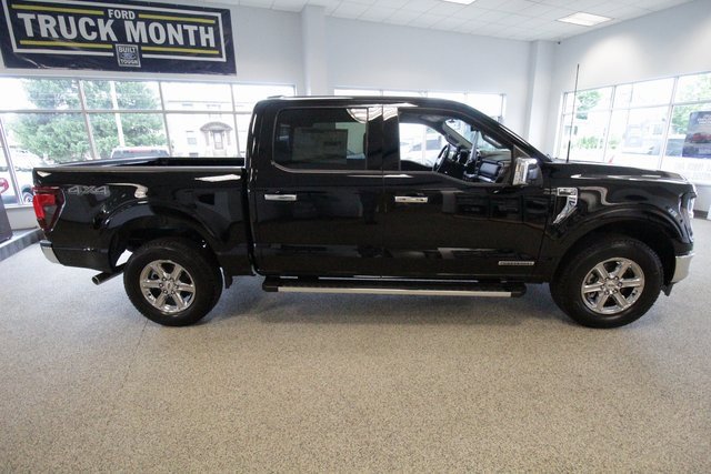 New 2025 Ford F150 XLT w/ Equipment Group 302A MID image 9