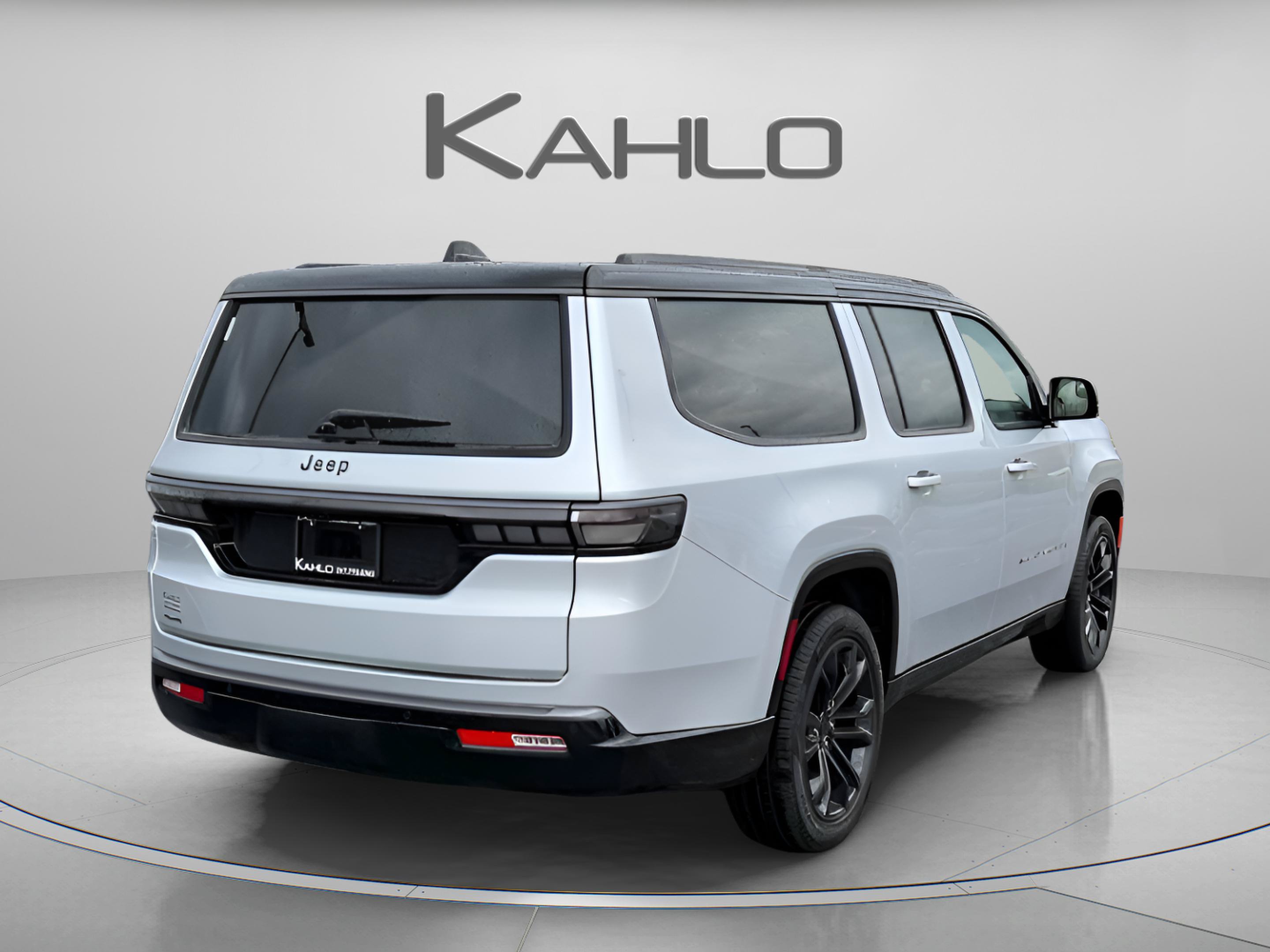 New 2026 Jeep Grand Wagoneer L Summit AWD/4WD image 5