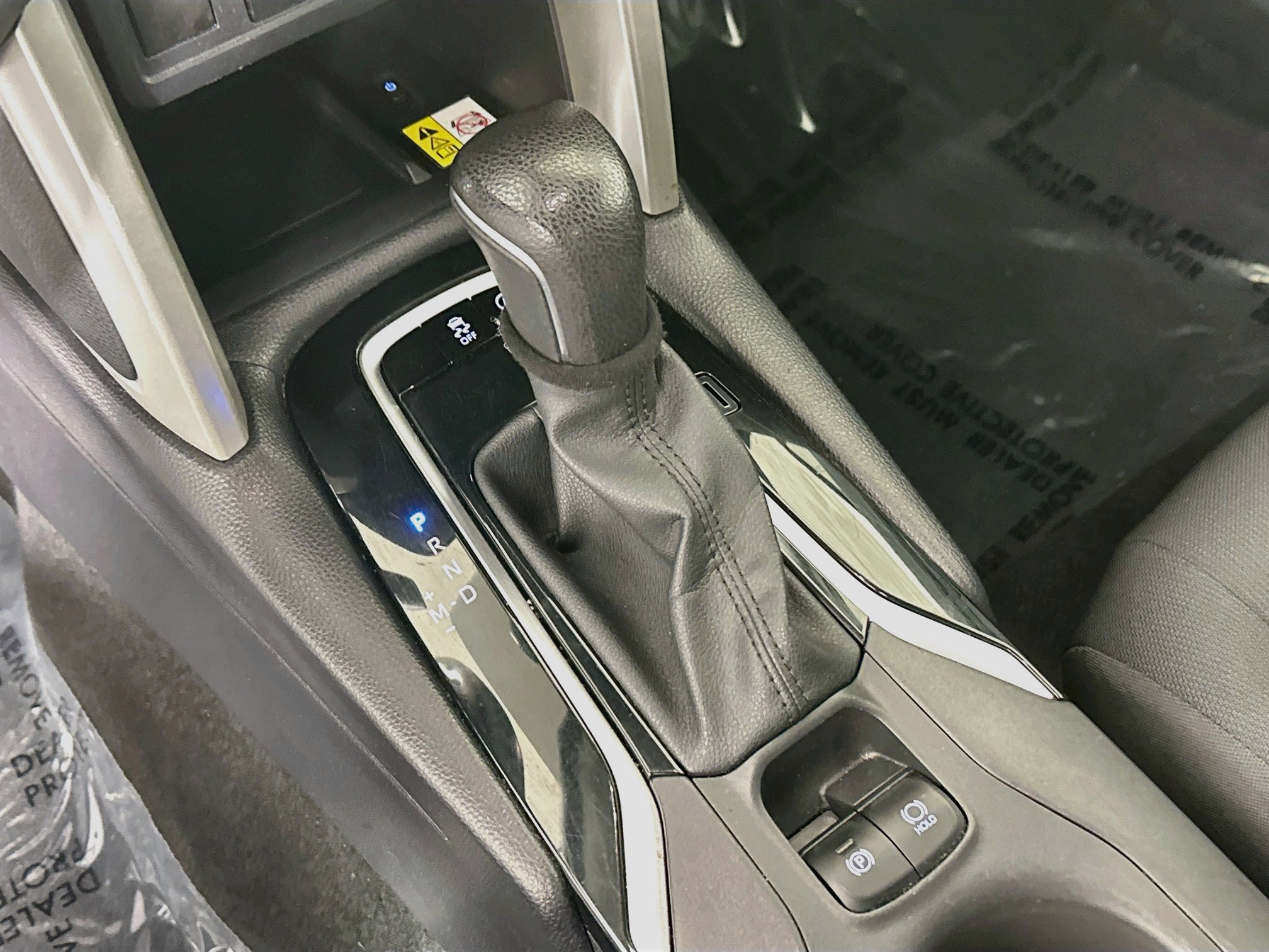 Used 2022 Toyota Corolla Cross LE FWD image 21