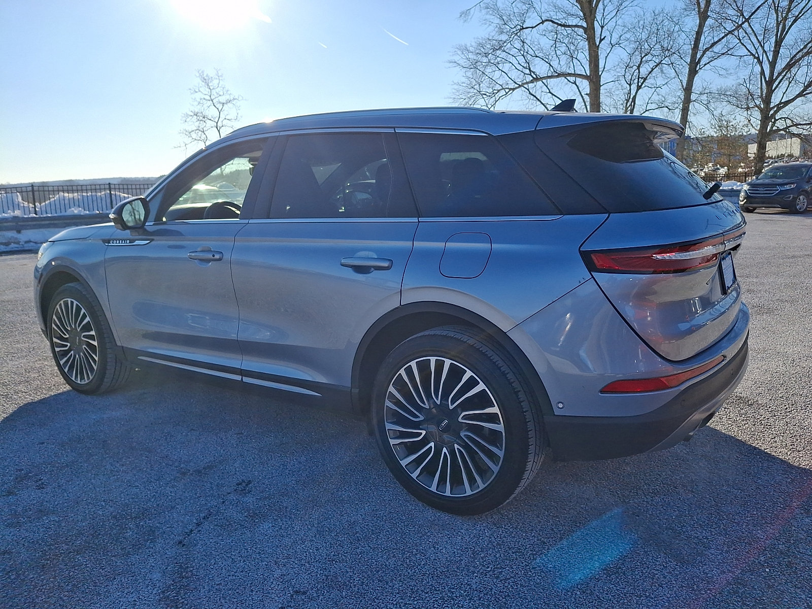 Certified 2022 Lincoln Corsair Reserve w/ Equipment Group 201A AWD/4WD image 4