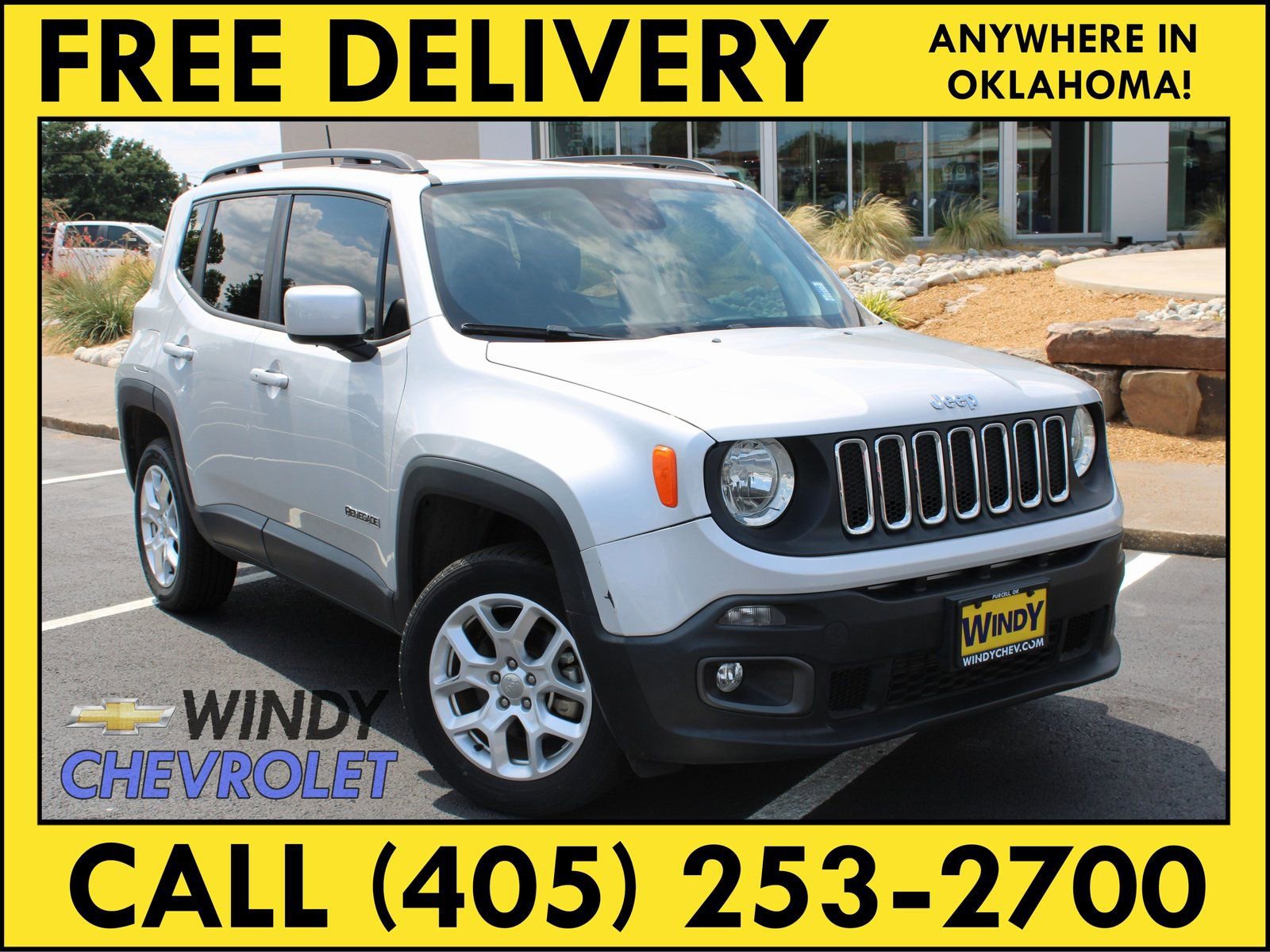 Used 2018 Jeep Renegade Latitude w/ Cold Weather Group AWD/4WD image 1