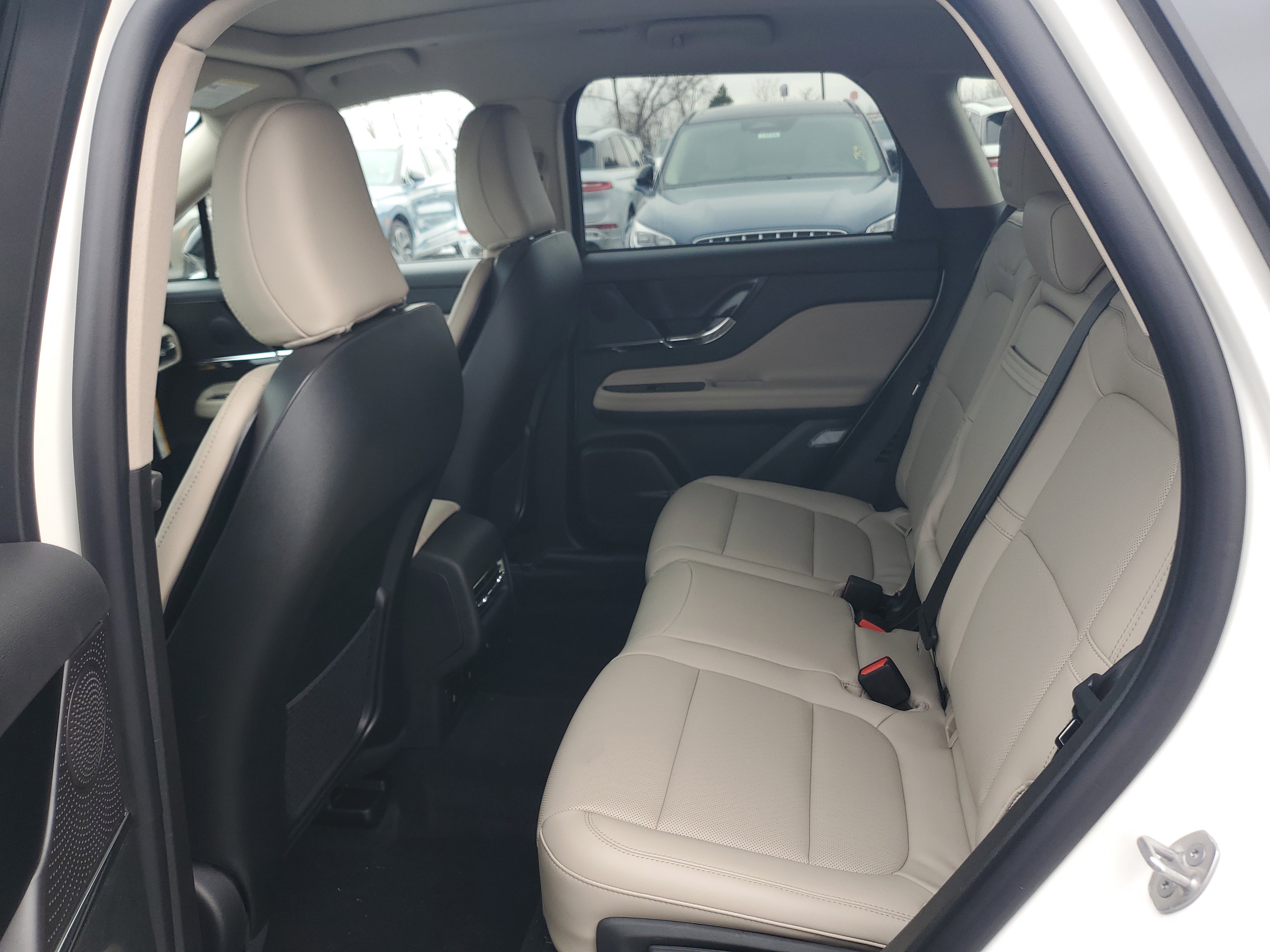 New 2026 Lincoln Corsair Premiere image 25