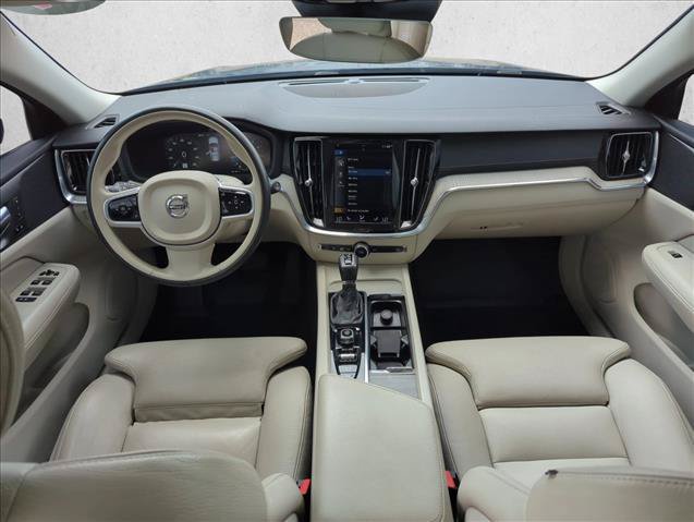 Used 2021 Volvo V60 T5 Cross Country AWD/4WD image 17