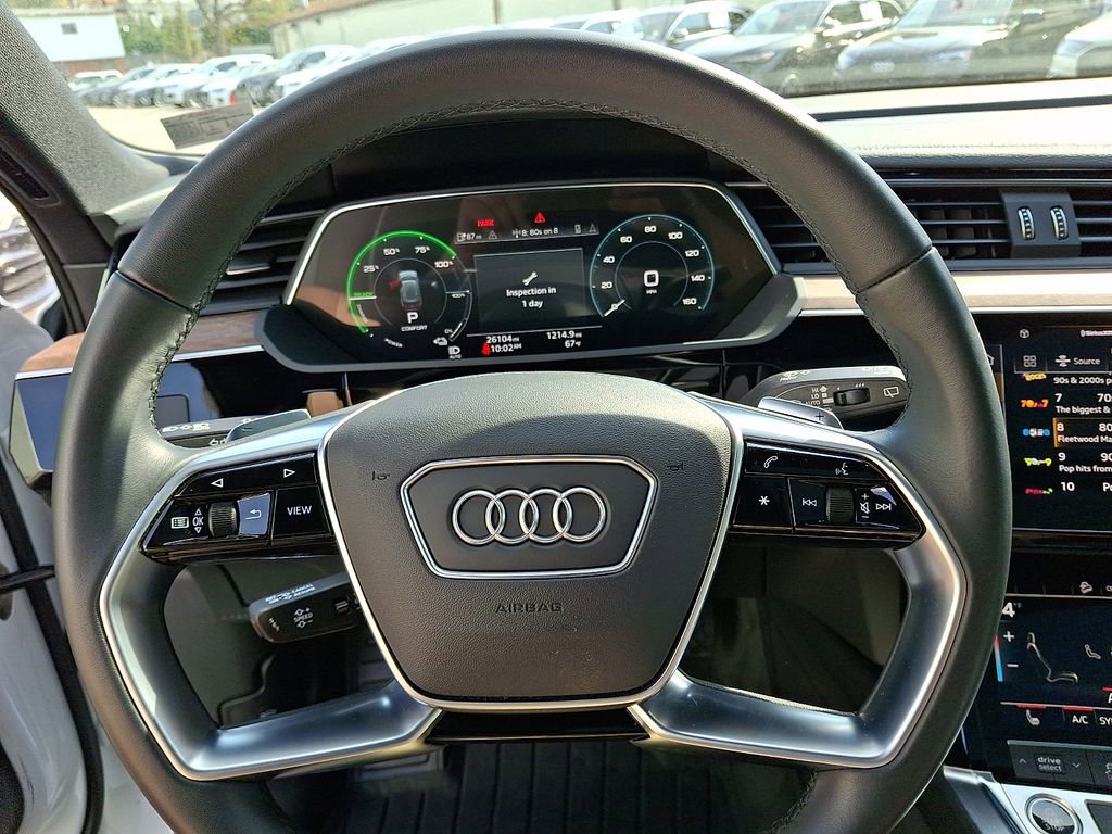 Used 2023 Audi e-tron Premium w/ Convenience Plus Package image 19