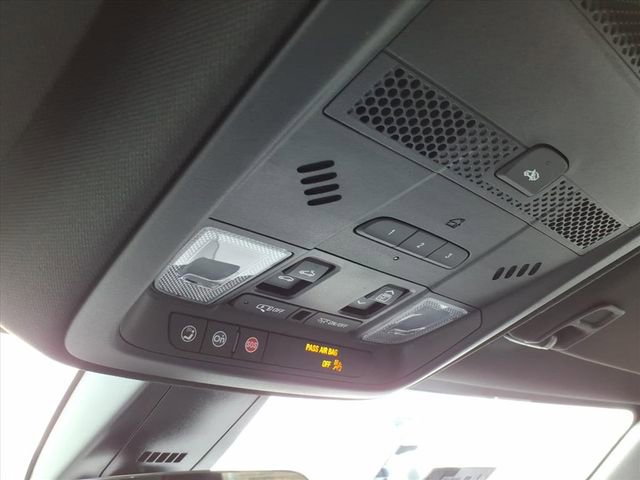 Certified 2025 Cadillac XT5 Premium Luxury image 16