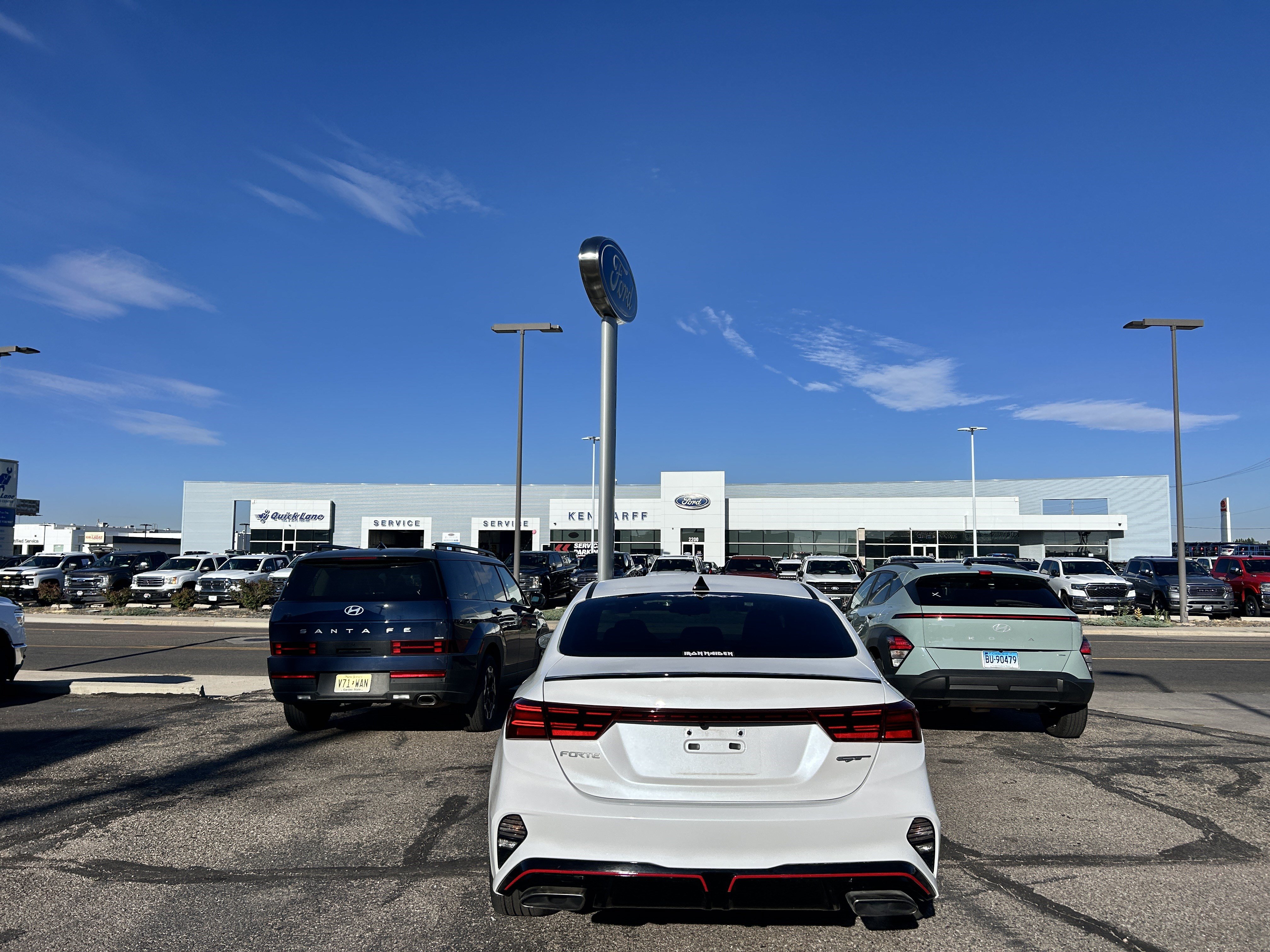Used 2023 Kia Forte GT FWD image 4