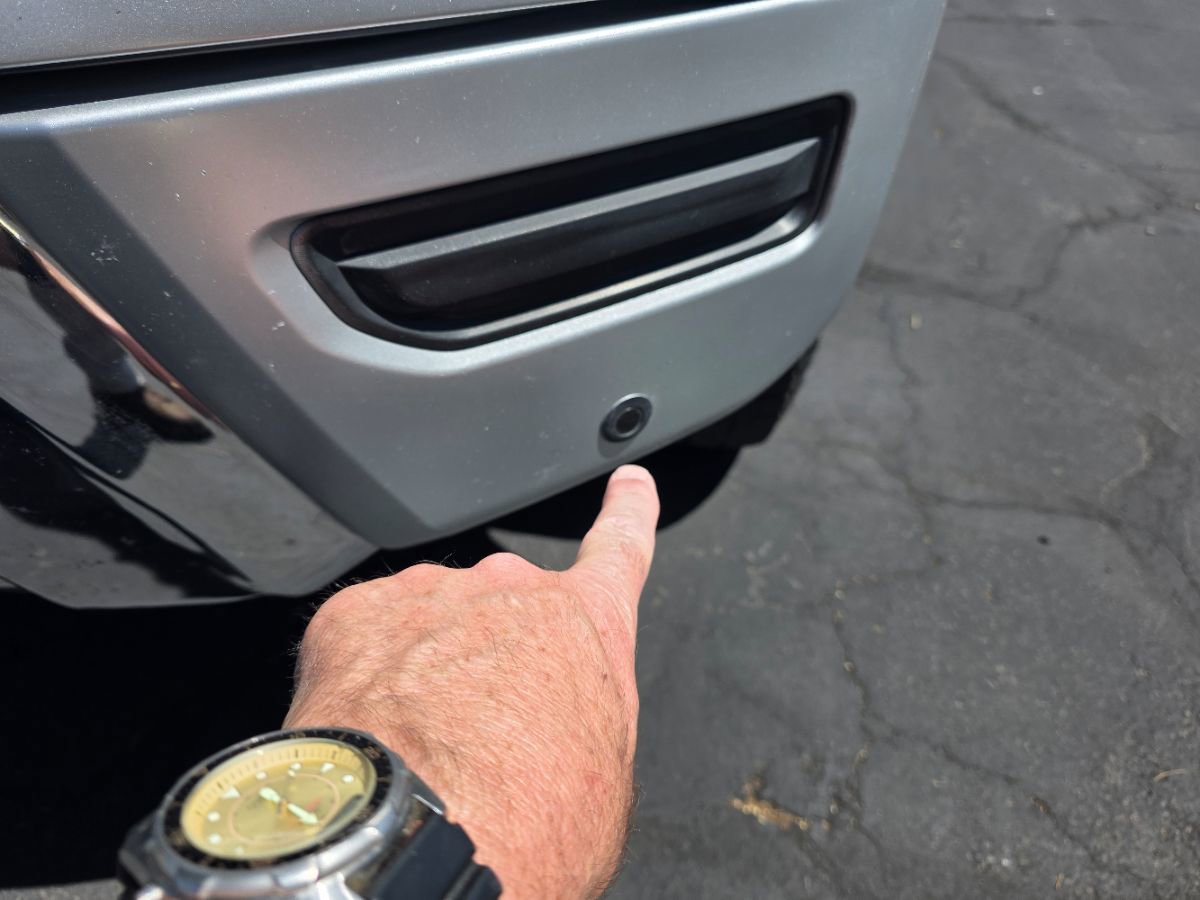 Used 2020 Nissan Titan SV w/ SV Convenience Package AWD/4WD image 12