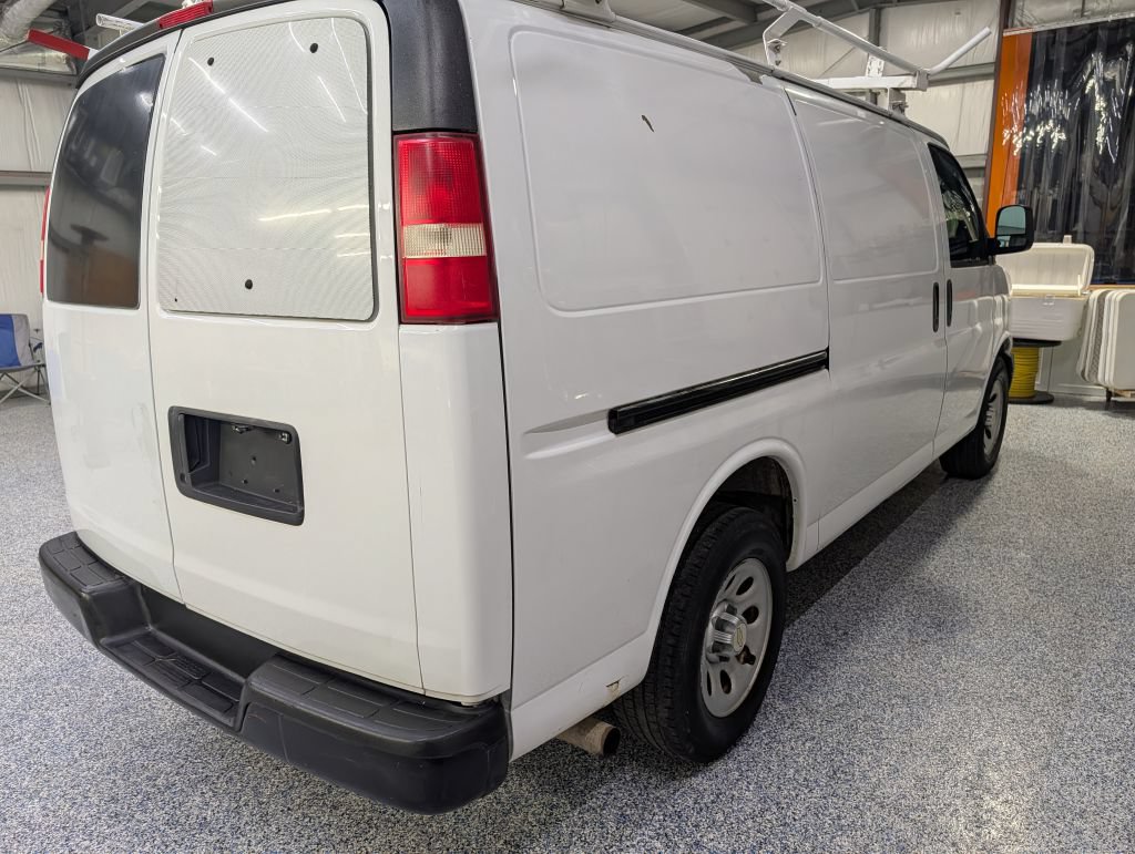 Used 2012 Chevrolet Express 1500 w/ Power Package RWD image 4