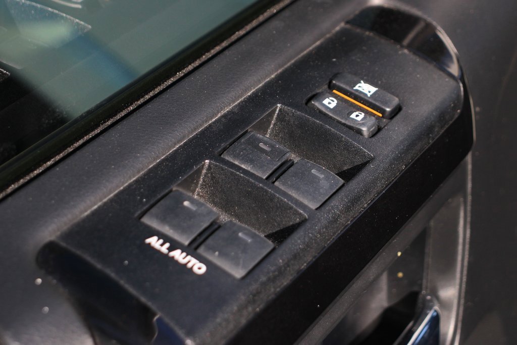 Used 2020 Toyota 4Runner TRD Off-Road Premium image 16