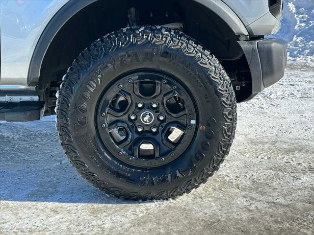 Used 2023 Ford Bronco Wildtrak image 9