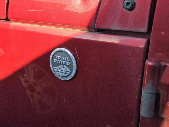 Used 2013 Jeep Wrangler Unlimited Sport image 9