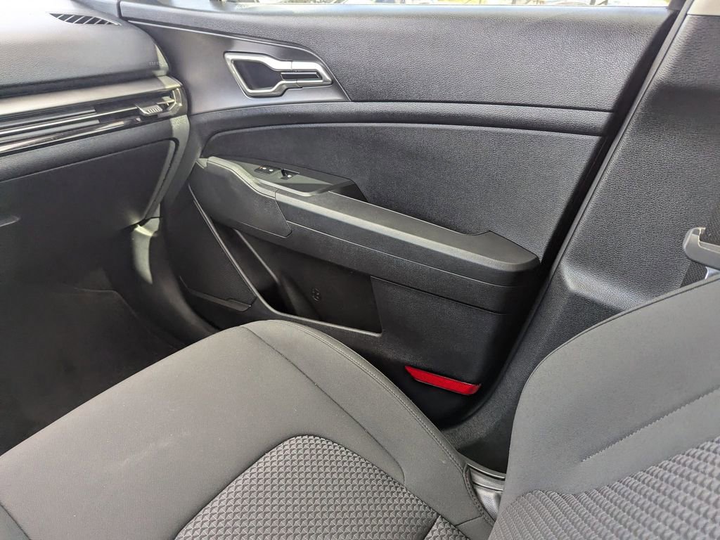 Certified 2026 Kia Sportage LX w/ LX Convenience Package image 13