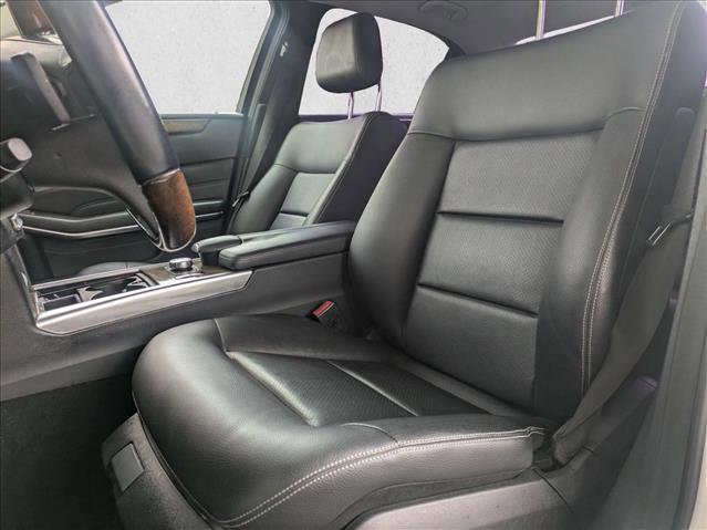 Used 2014 Mercedes-Benz E 250 BlueTEC Sedan image 17