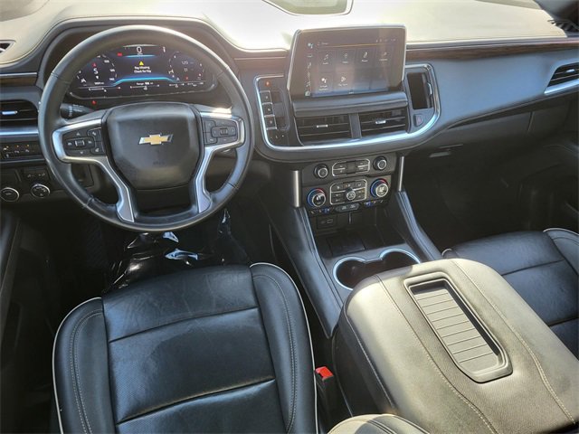 Used 2023 Chevrolet Suburban Premier image 16