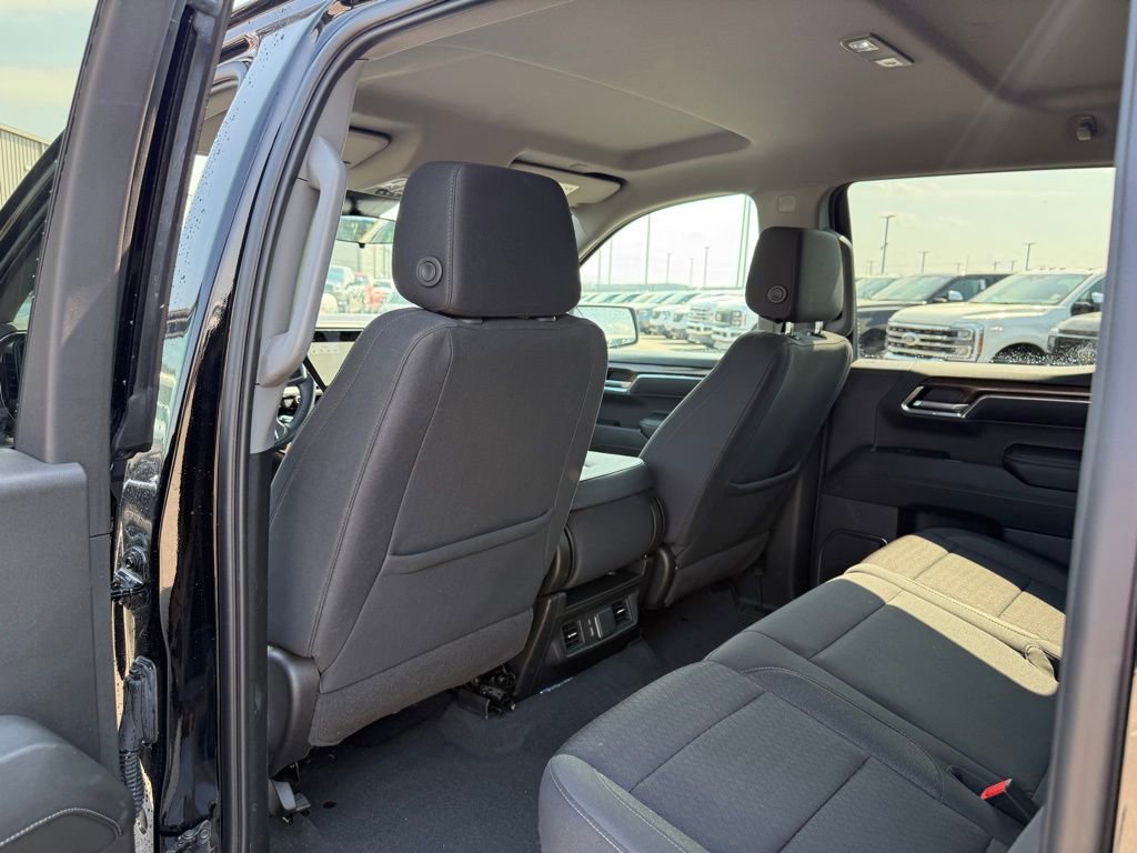 Used 2024 Chevrolet Silverado 1500 LT image 9