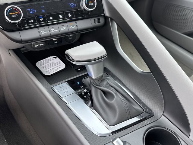 New 2026 Hyundai Elantra Sport FWD image 32