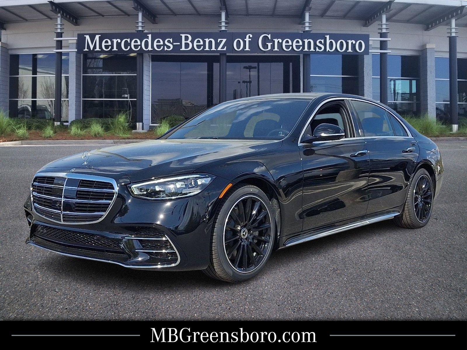 New 2026 Mercedes-Benz S 580 4MATIC Sedan image 1