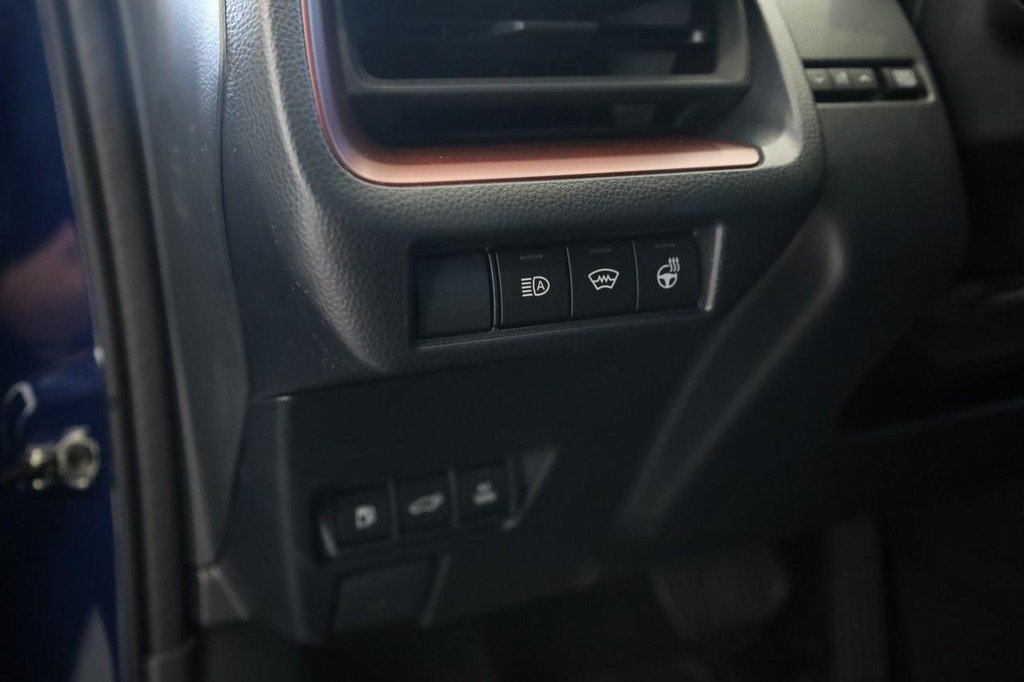 New 2026 Toyota Prius Plug-In Hybrid image 12