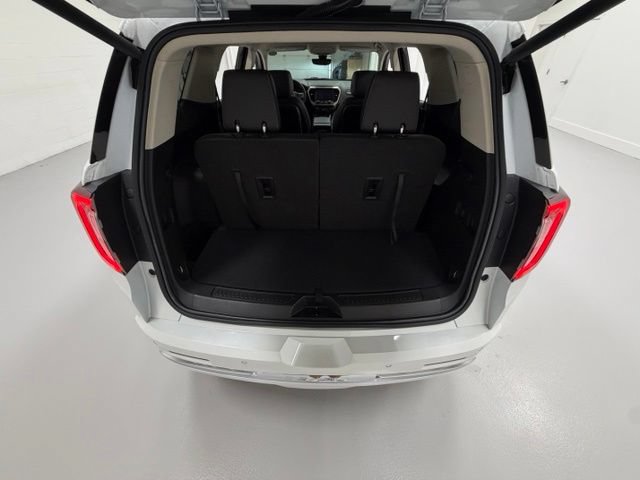 Certified 2023 GMC Acadia Denali w/ Denali Technology Package FWD image 24