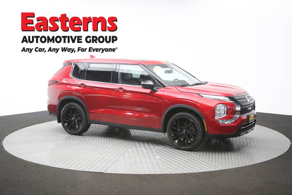 Used 2022 Mitsubishi Outlander SE FWD image 48