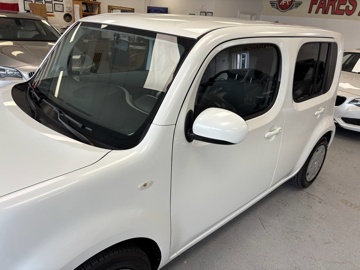 Used 2013 Nissan Cube 1.8 S w/ Interior Designer Pkg FWD image 3