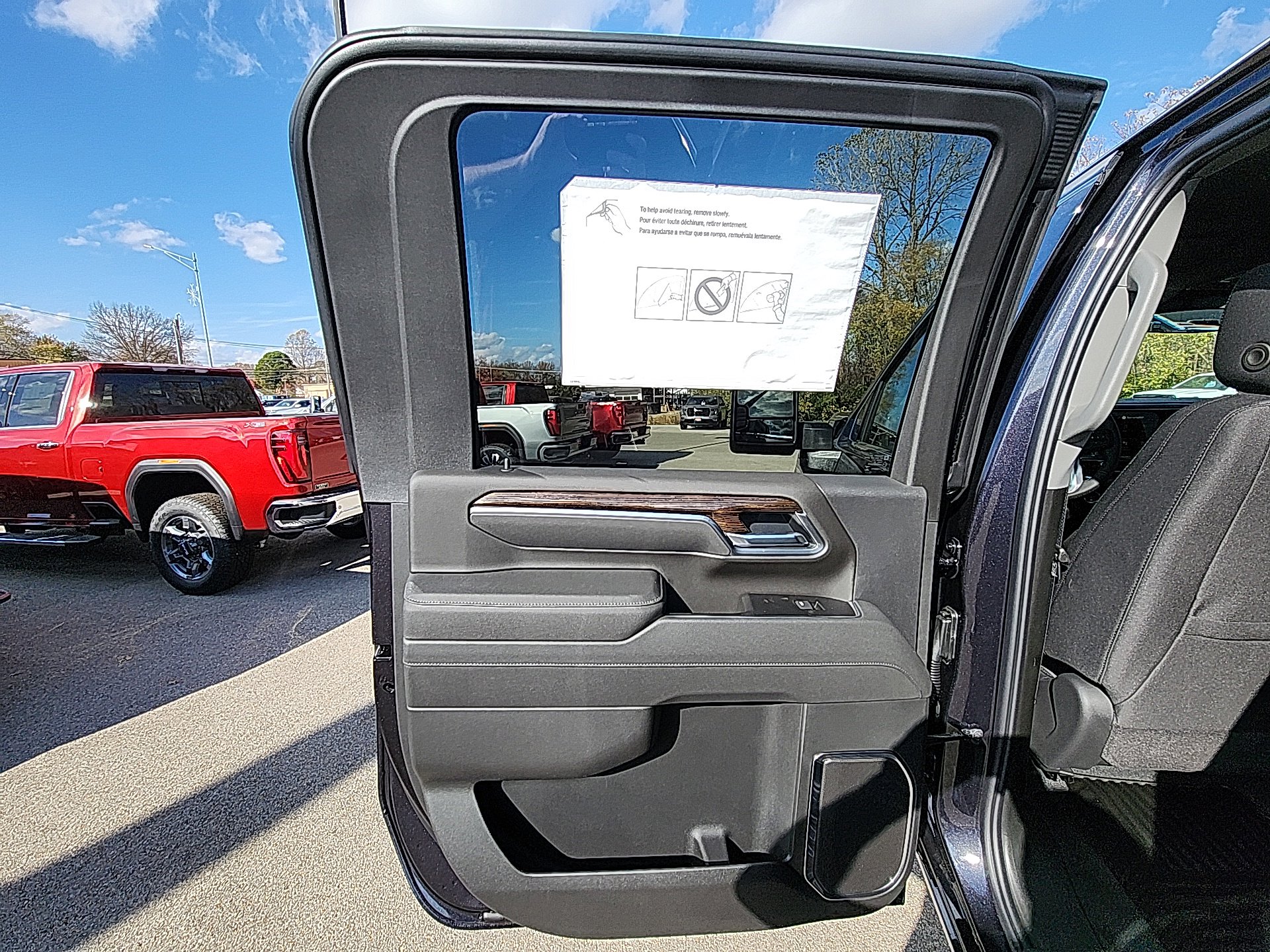 New 2026 GMC Sierra 2500 SLE image 27