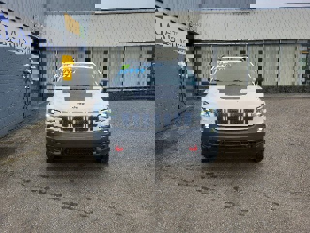 Used 2021 Jeep Cherokee Trailhawk w/ Sun, Sound & Nav Group image 4