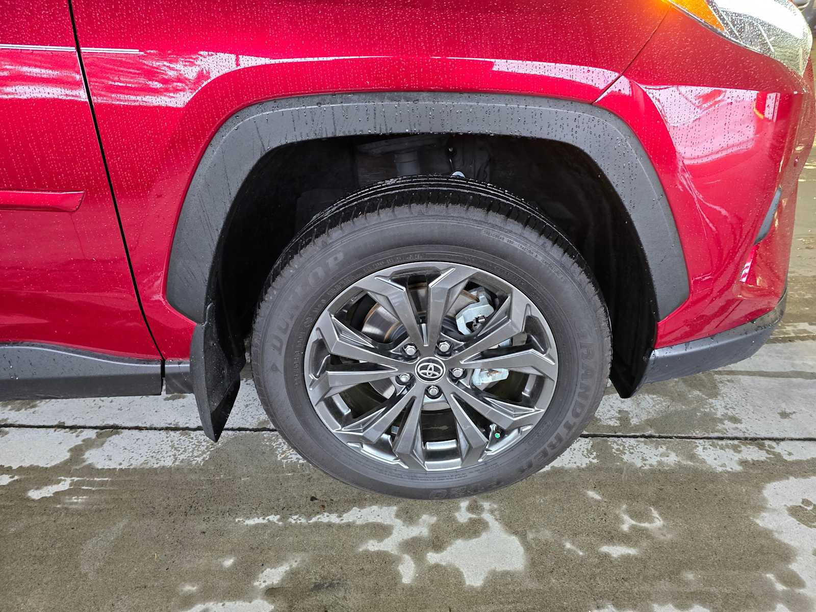 Used 2024 Toyota RAV4 Limited image 9