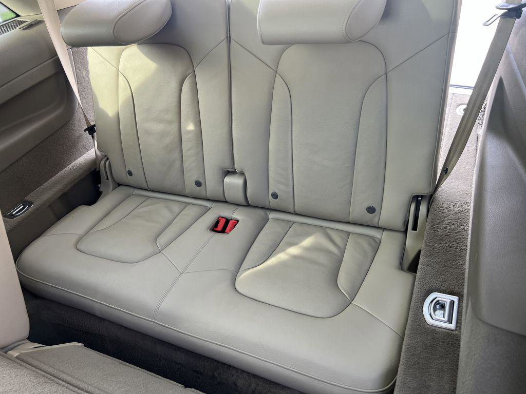 Used 2012 Audi Q7 TDI Prestige image 23