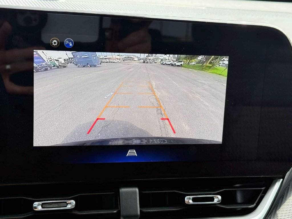 Used 2026 Chevrolet Equinox LT FWD image 26