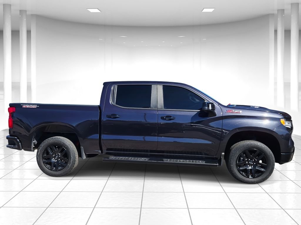 Used 2022 Chevrolet Silverado 1500 LT Trail Boss w/ LT Trail Boss Premium Package image 2