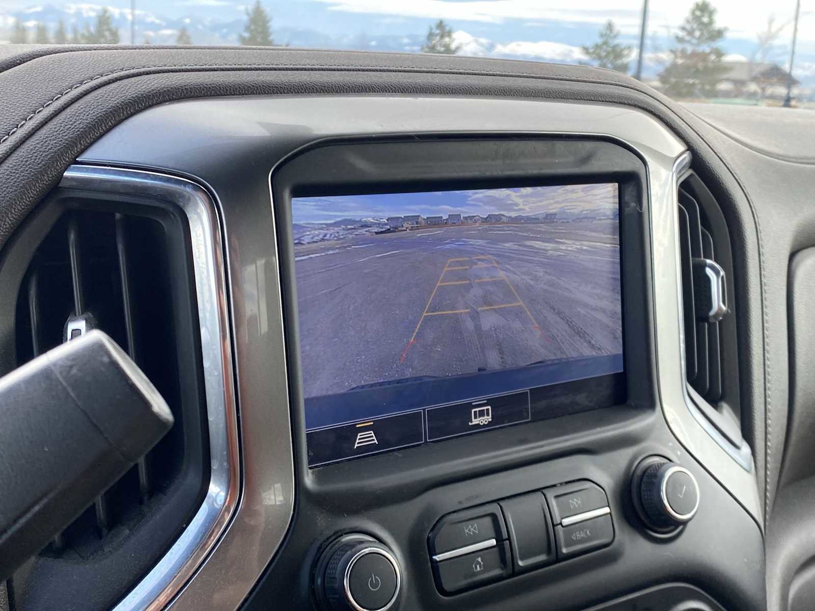 Used 2021 Chevrolet Silverado 1500 LT Trail Boss w/ Convenience Package II AWD/4WD image 19