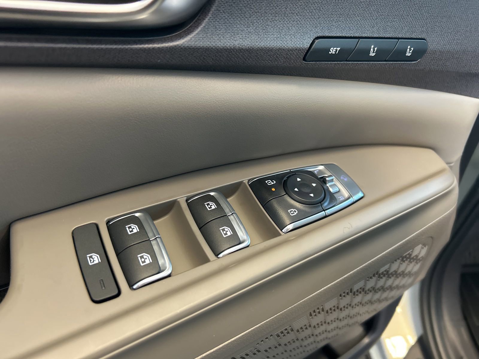 New 2026 Kia Carnival EX image 20