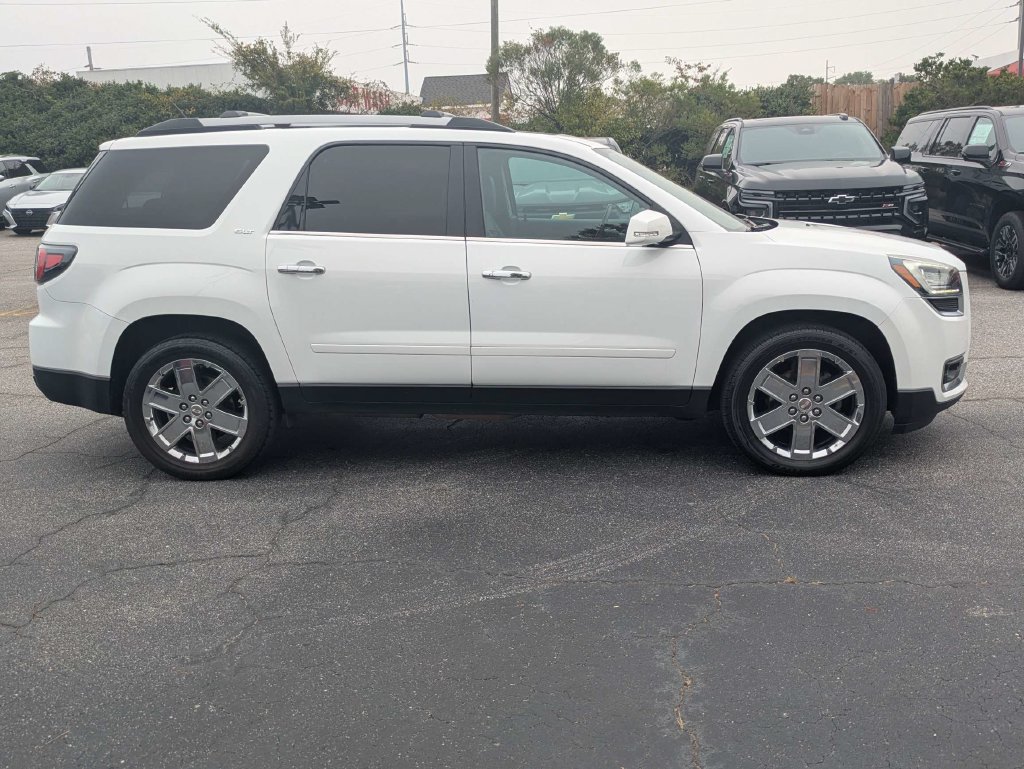 Used 2017 GMC Acadia Limited SLT AWD/4WD image 3