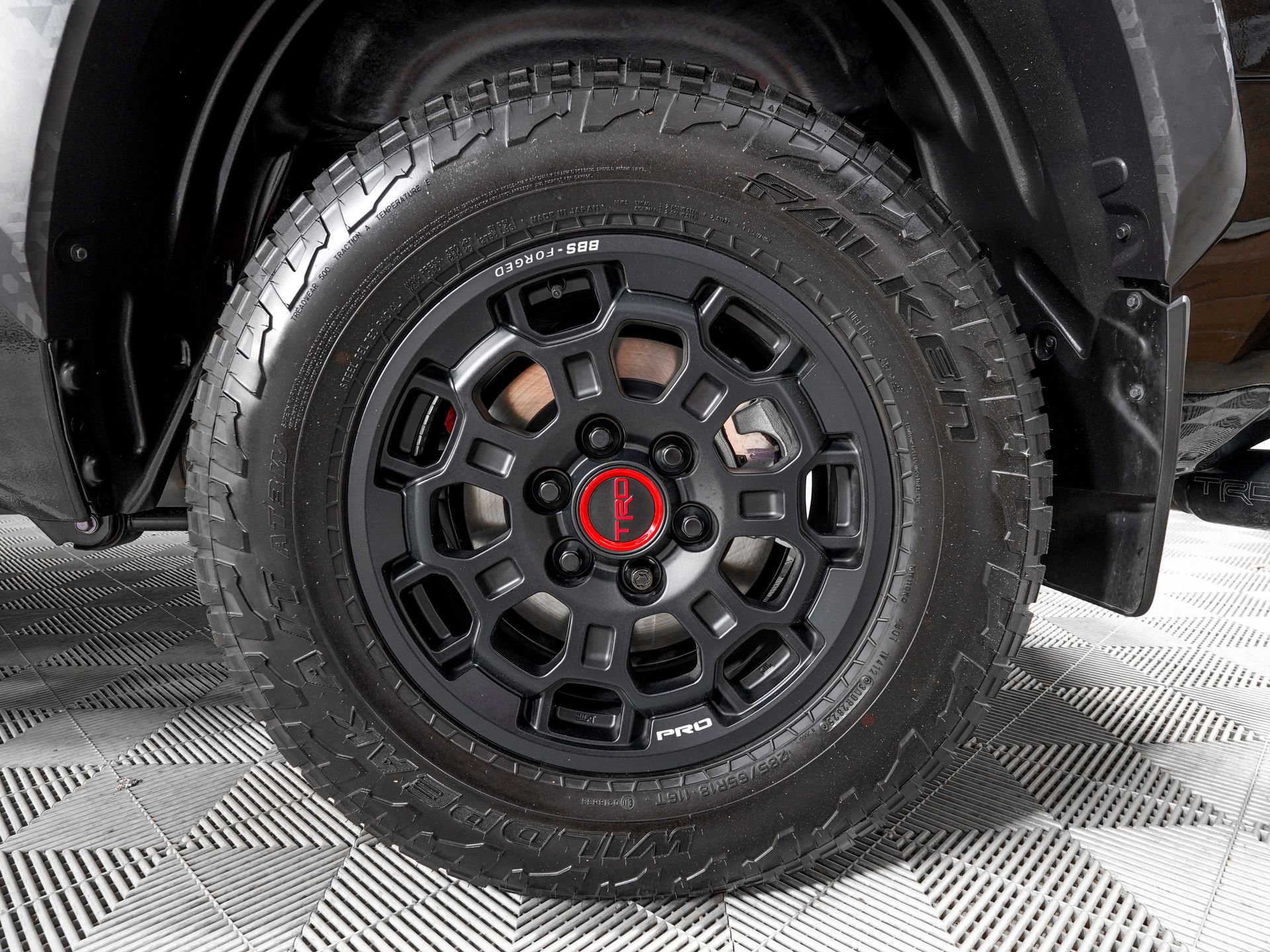 Used 2026 Toyota Tundra TRD Pro AWD/4WD image 32