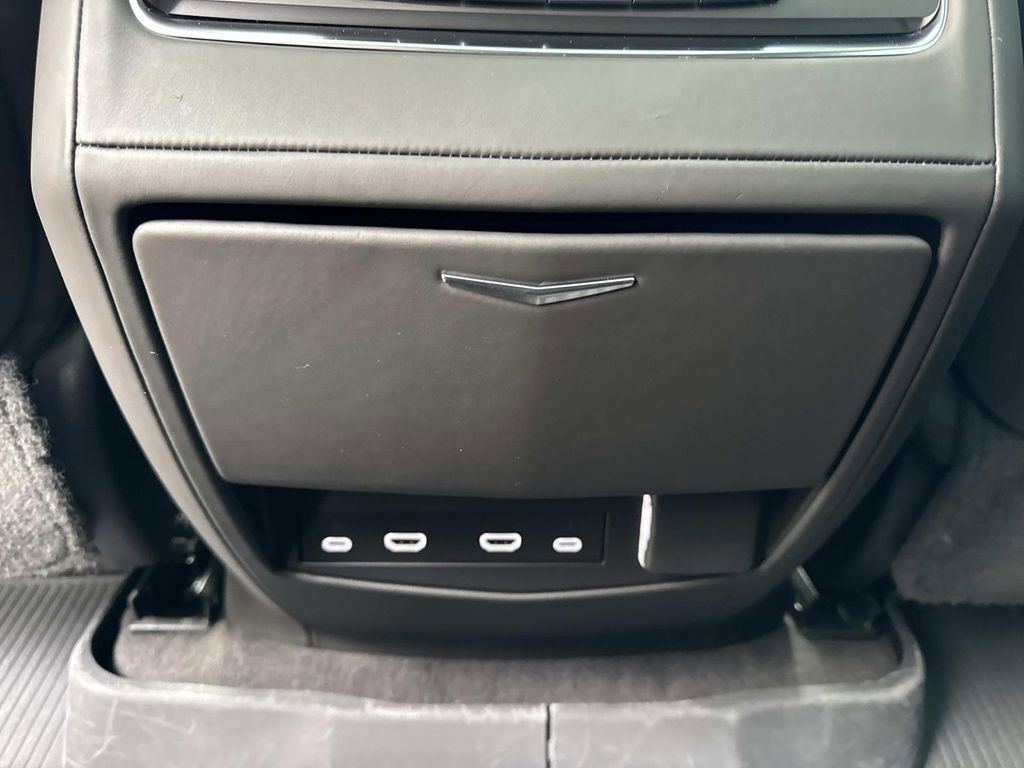 Used 2023 Cadillac Escalade V AWD/4WD image 19