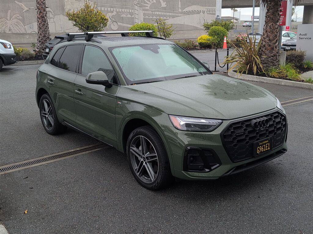 Used 2023 Audi Q5 e Prestige w/ Prestige Package AWD/4WD image 4