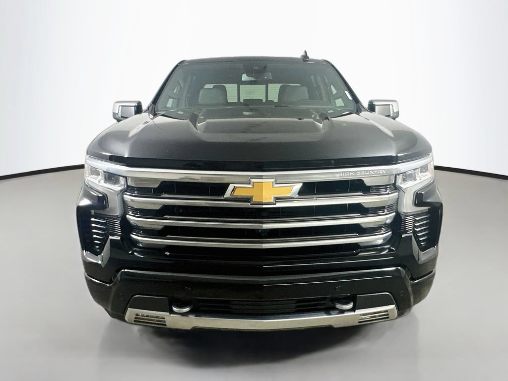 Used 2024 Chevrolet Silverado 1500 High Country AWD/4WD video 2