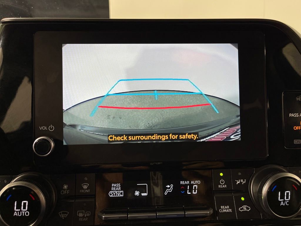 Used 2023 Toyota Highlander XLE image 20