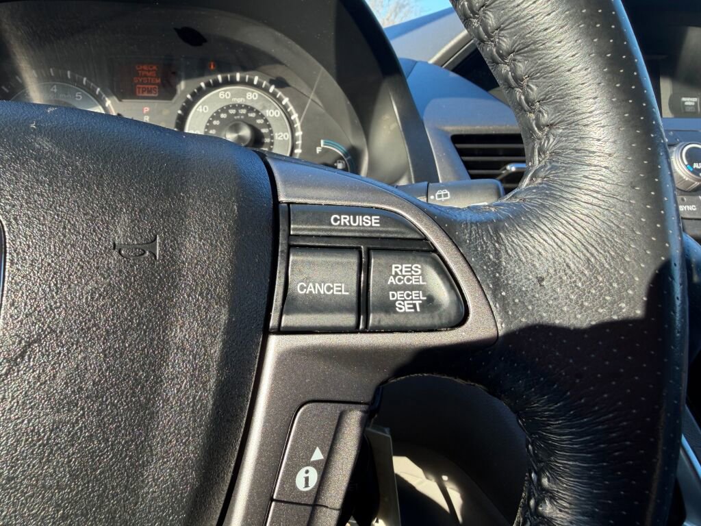 Used 2013 Honda Odyssey Touring Elite image 15