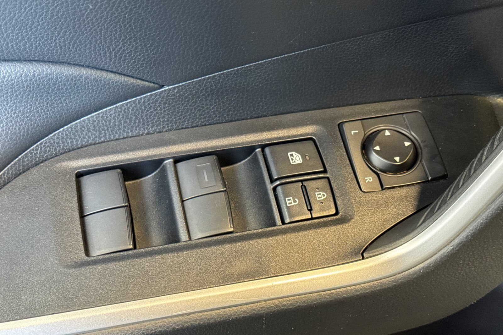 Certified 2023 Toyota RAV4 LE FWD image 15