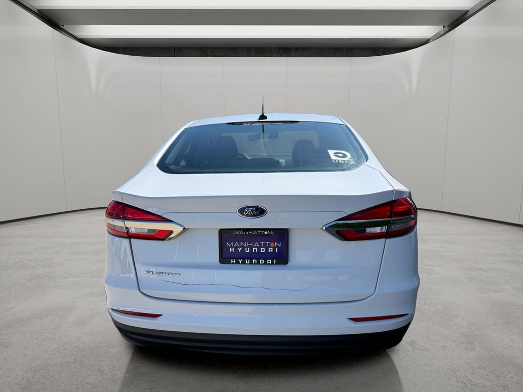Used 2019 Ford Fusion S FWD image 4