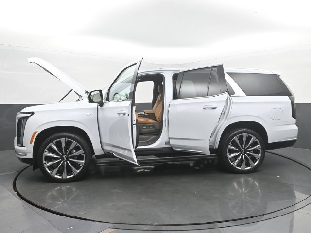 New 2026 Cadillac Escalade Luxury w/ Touring Package AWD/4WD image 57