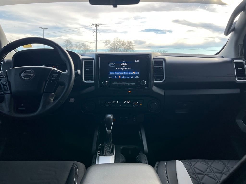 Used 2022 Nissan Frontier SV image 17