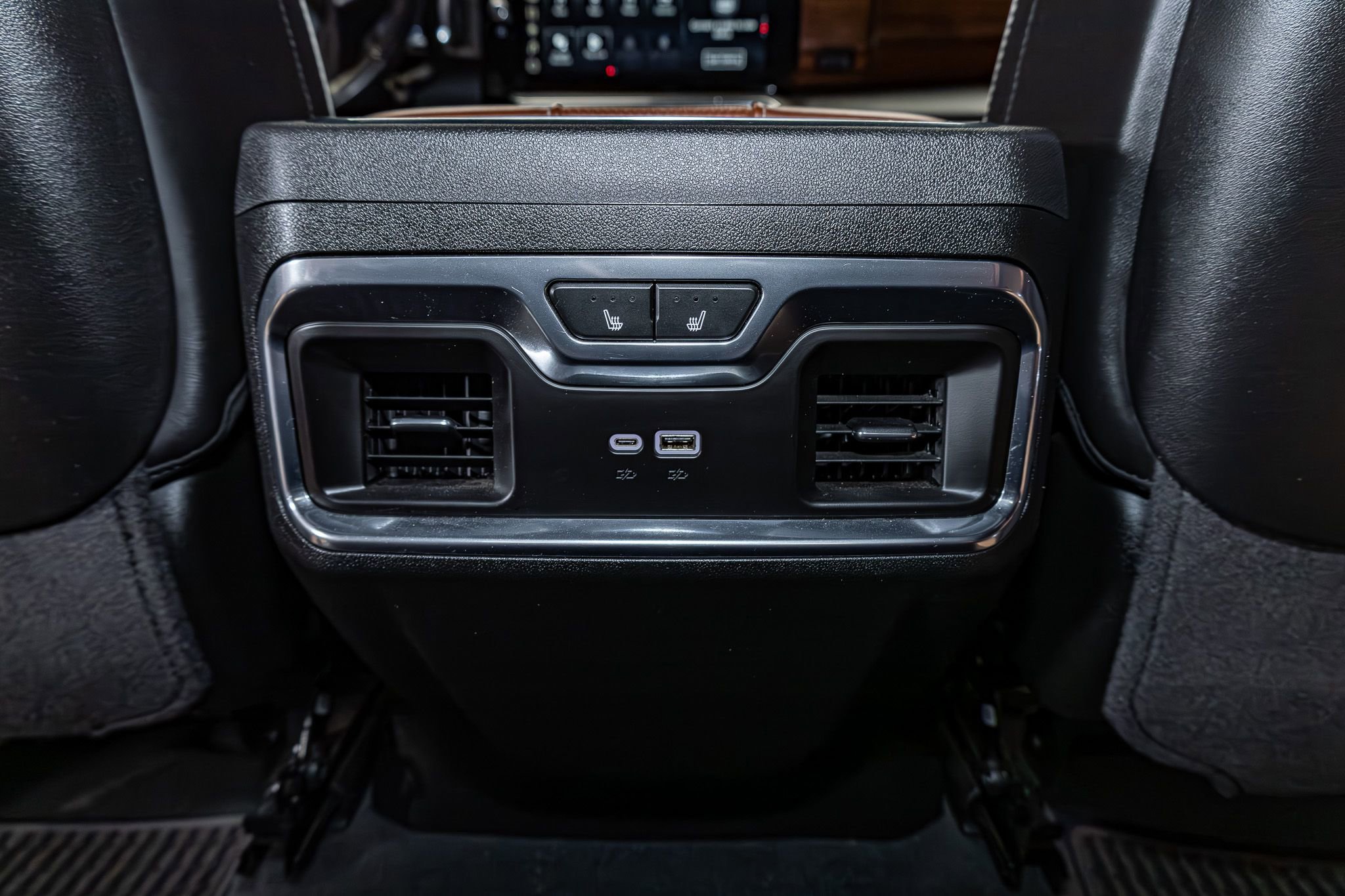Used 2024 GMC Sierra 2500 Denali Ultimate w/ Max Trailering Package AWD/4WD image 26