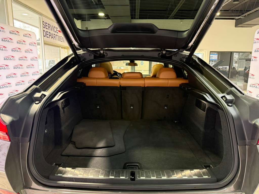 Used 2023 BMW X6 xDrive40i w/ M Sport Package image 50