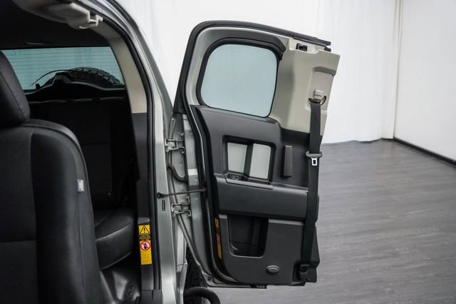 Used 2011 Toyota FJ Cruiser 4WD w/ Upgrade Pkg image 22