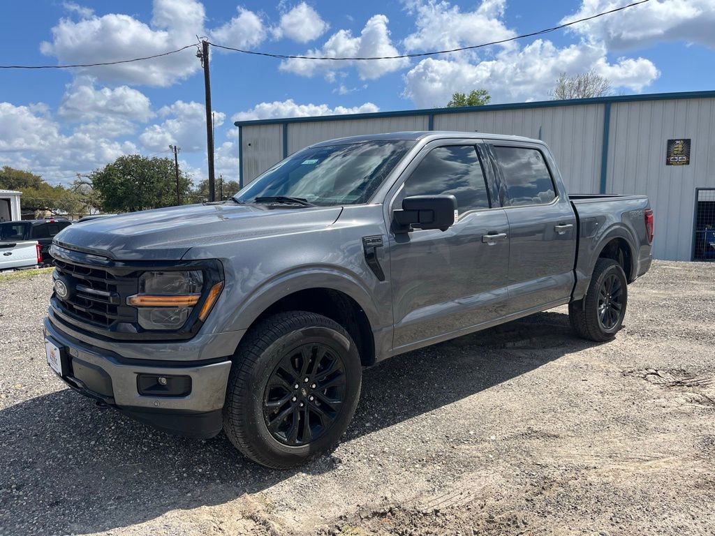 Used 2025 Ford F150 XLT w/ Equipment Group 302A MID image 4