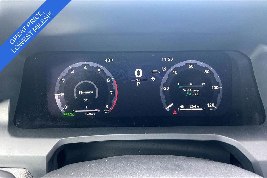 Used 2025 Toyota Tacoma TRD Sport w/ TRD Sport Upgrade Package image 28